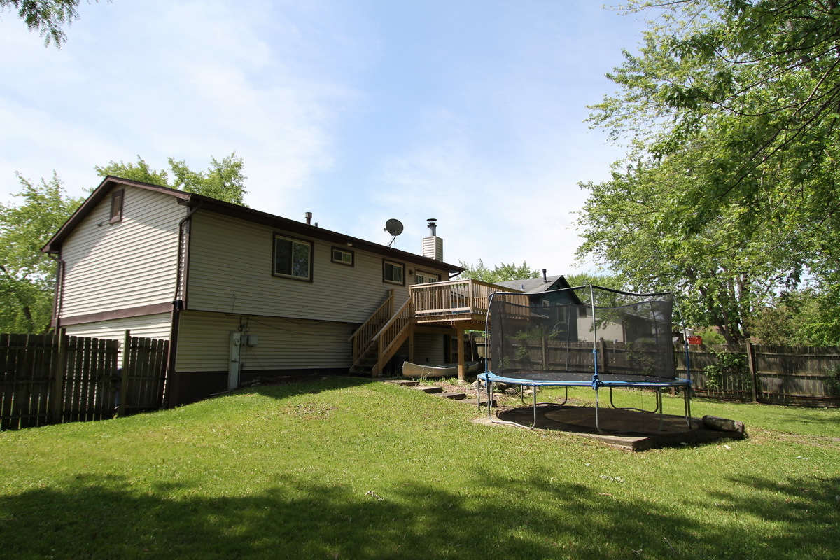 5808 ALLEMONG Drive, Matteson, IL 60443