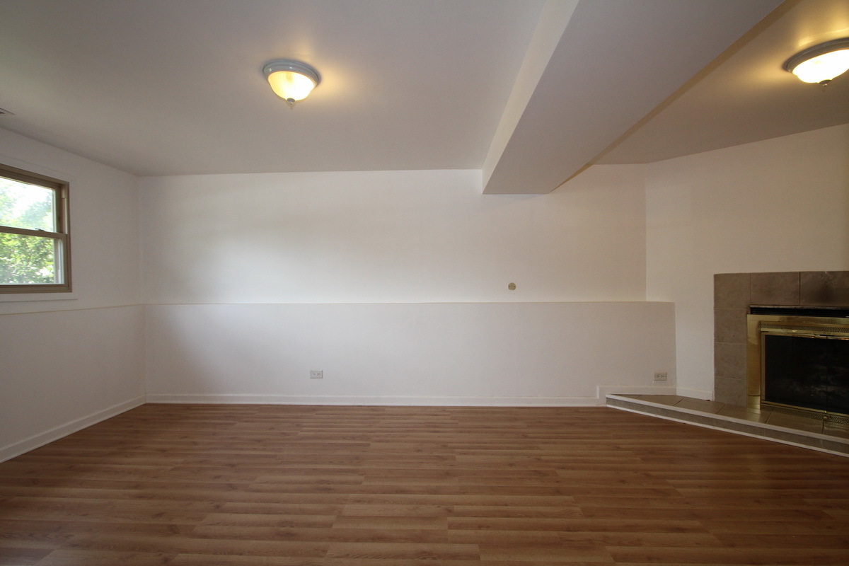 5808 ALLEMONG Drive, Matteson, IL 60443