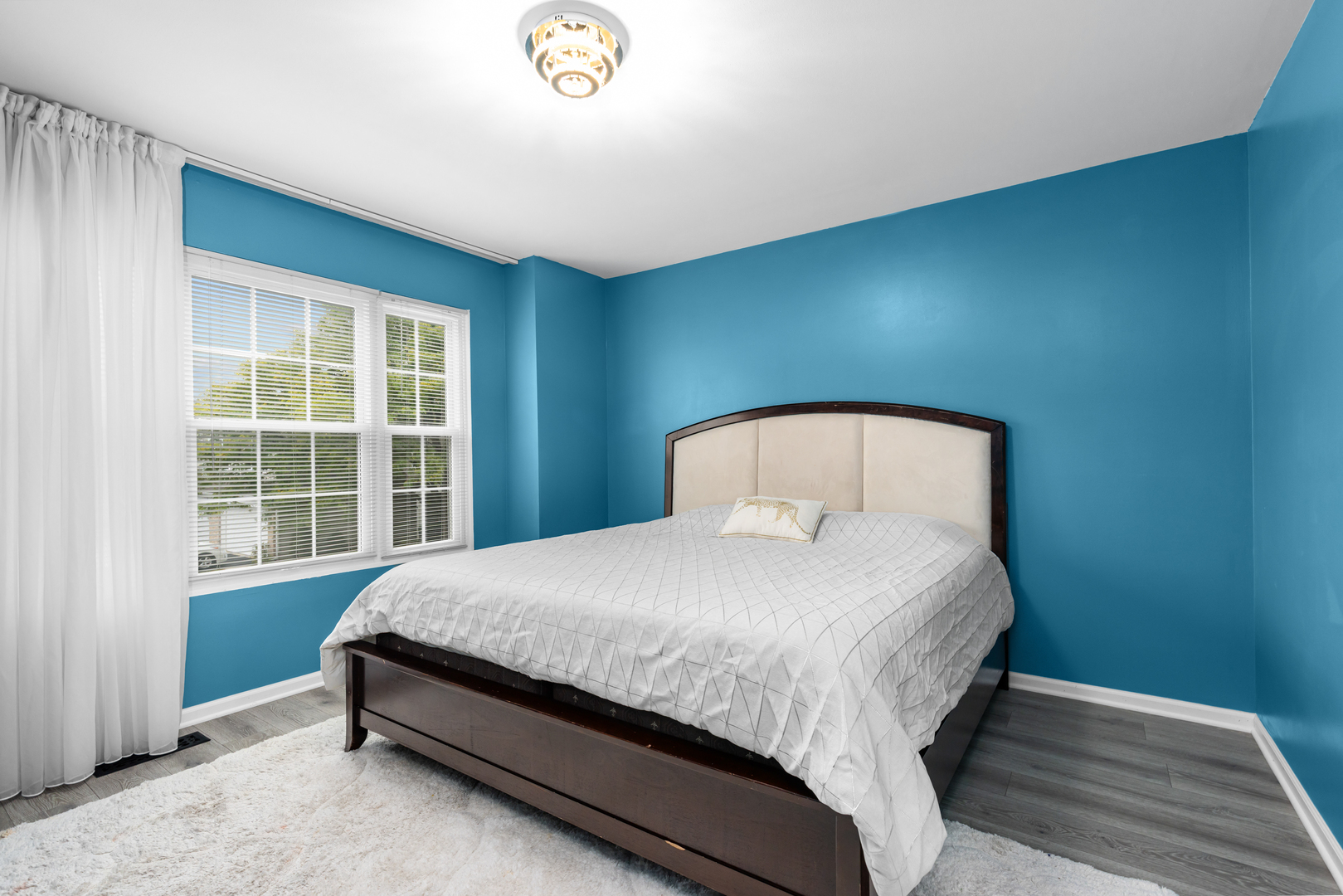 1965 Town Drive, Naperville, IL 60565