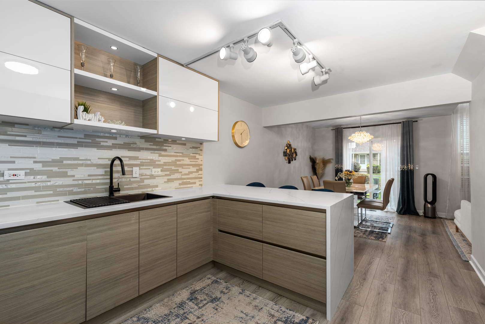 1965 Town Drive, Naperville, IL 60565