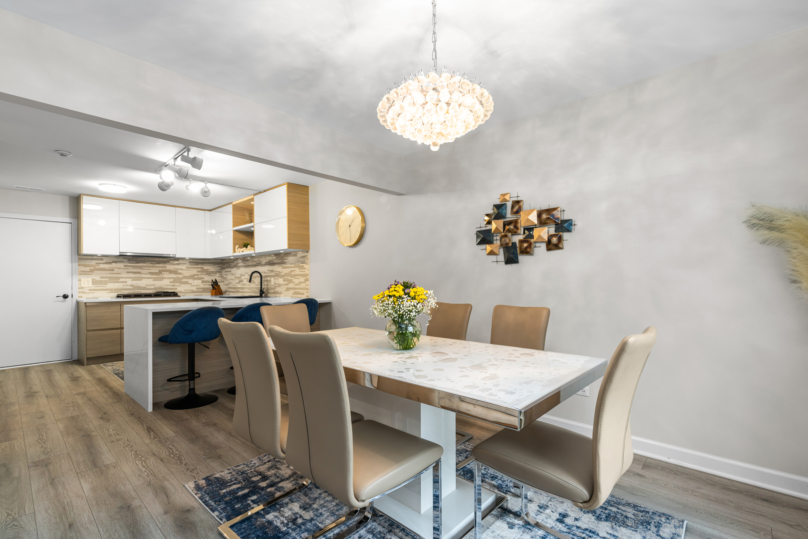 1965 Town Drive, Naperville, IL 60565