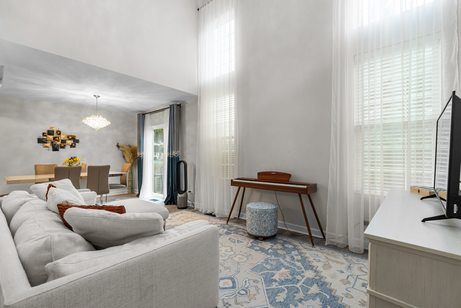 1965 Town Drive, Naperville, IL 60565