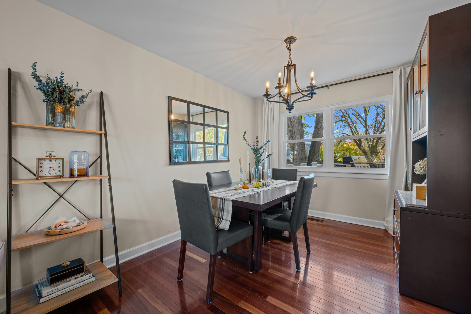 Naperville, IL 60565