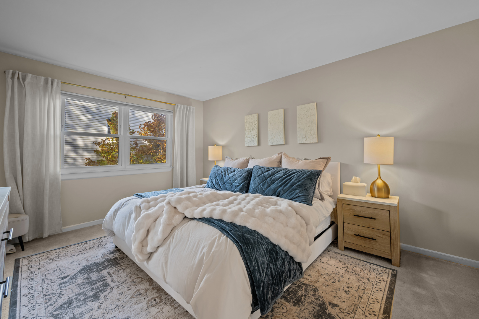 Naperville, IL 60565