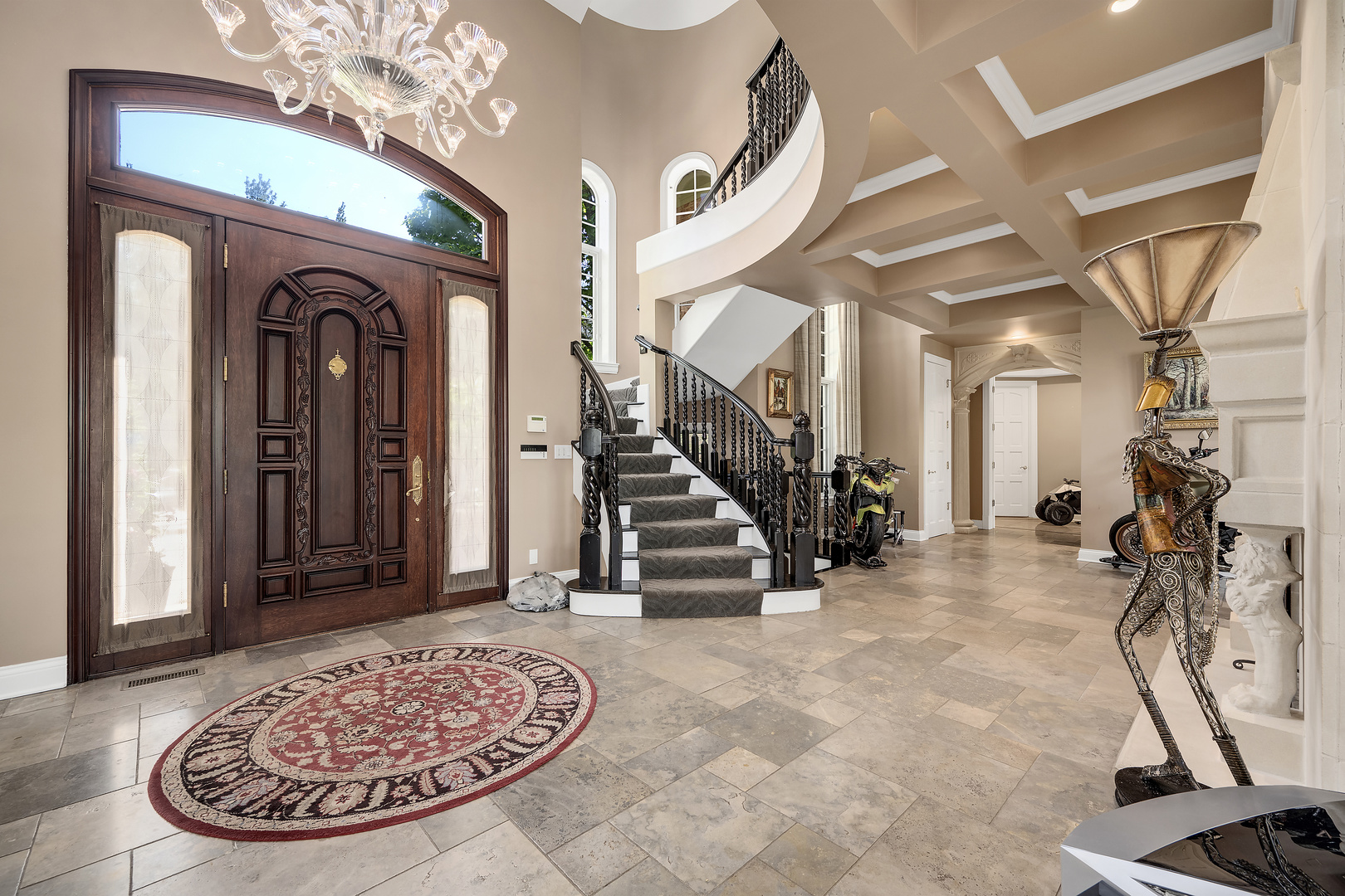 1890 Robinwood Lane, Riverwoods, IL 60015