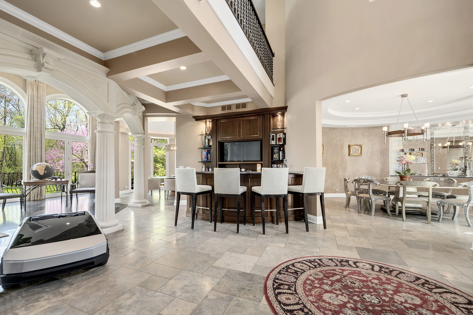 1890 Robinwood Lane, Riverwoods, IL 60015