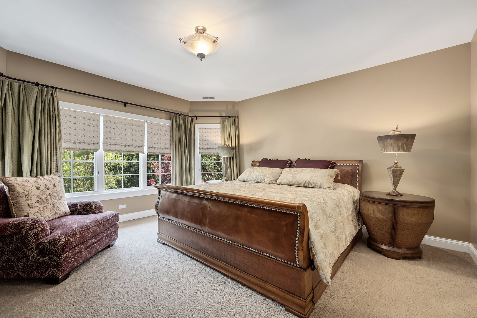 1890 Robinwood Lane, Riverwoods, IL 60015