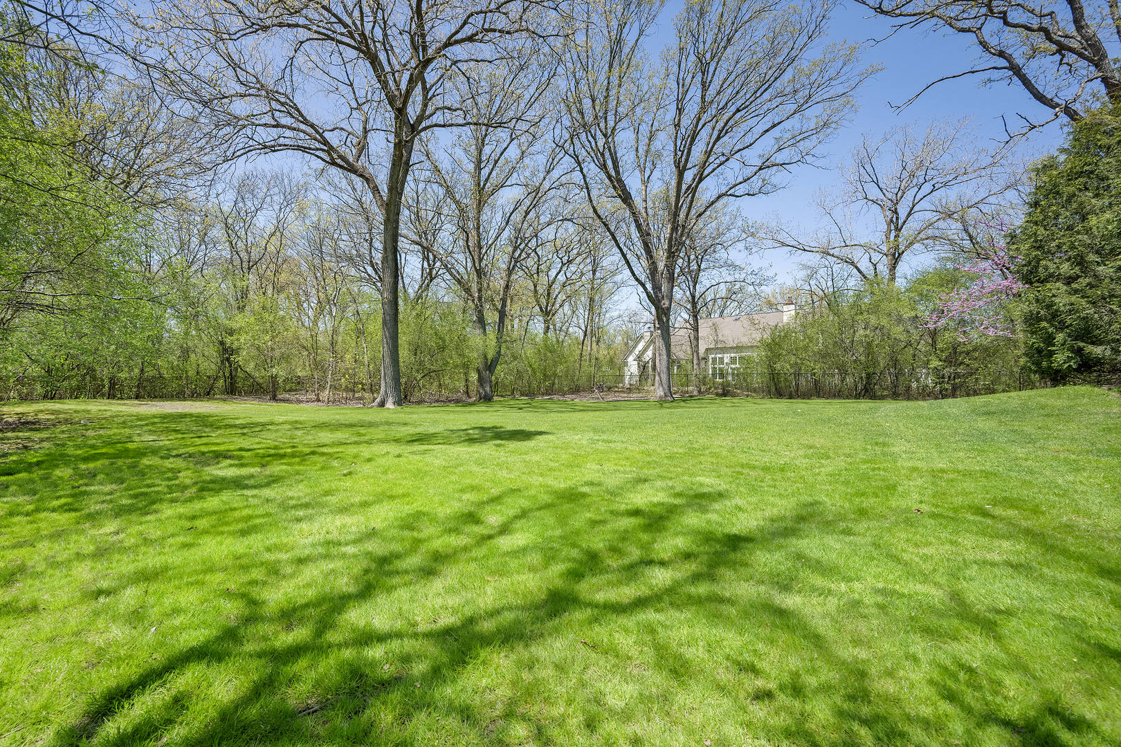 1890 Robinwood Lane, Riverwoods, IL 60015