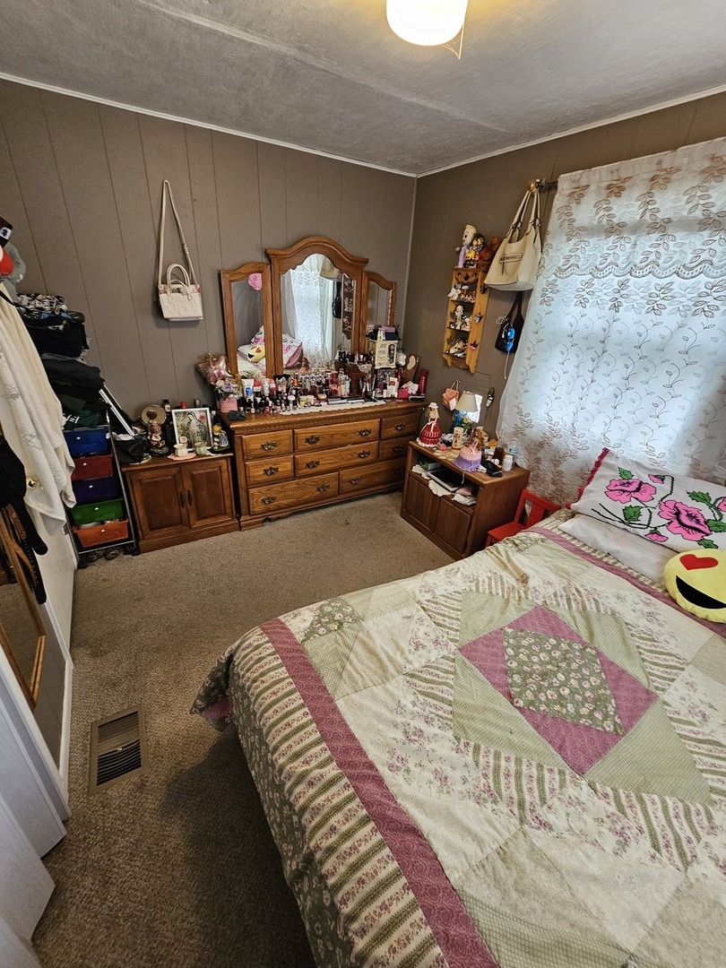 454 S Desplaines Street, Joliet, IL 60436