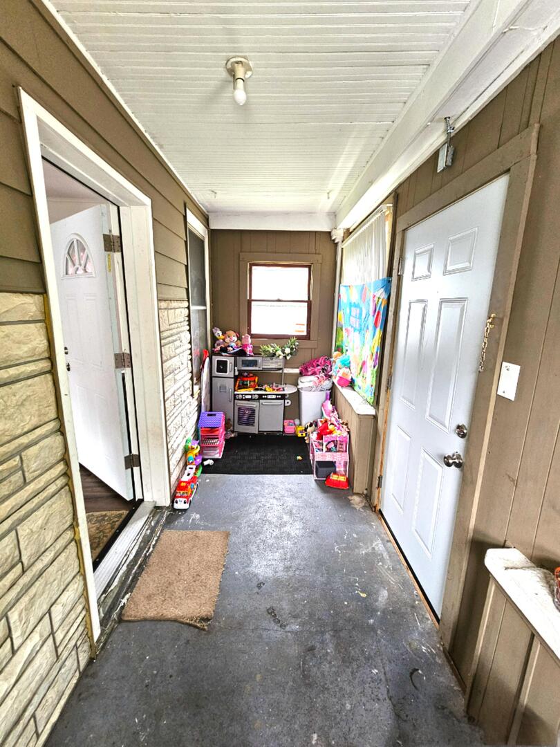 454 S Desplaines Street, Joliet, IL 60436