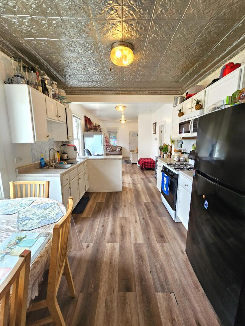 454 S Desplaines Street, Joliet, IL 60436