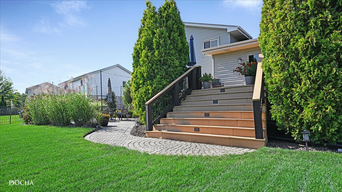 2758 Bluestone Bay Drive, New Lenox, IL 60451