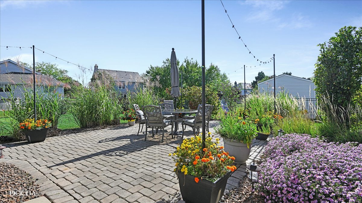 2758 Bluestone Bay Drive, New Lenox, IL 60451