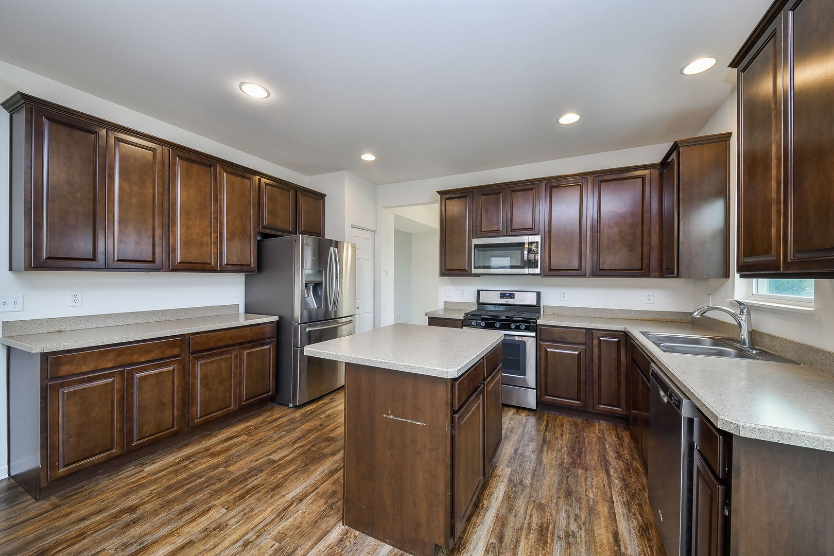 2342 Winterthur Green, Yorkville, IL 60560