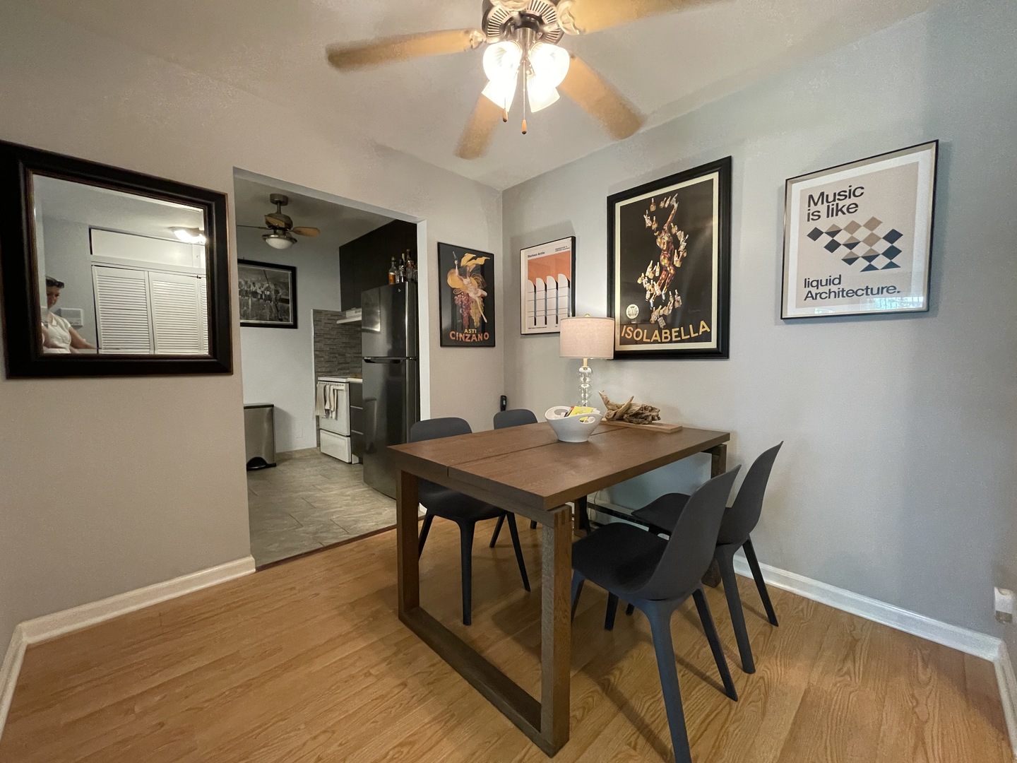 832 E Old Willow Road #106, Prospect Heights, IL 60070