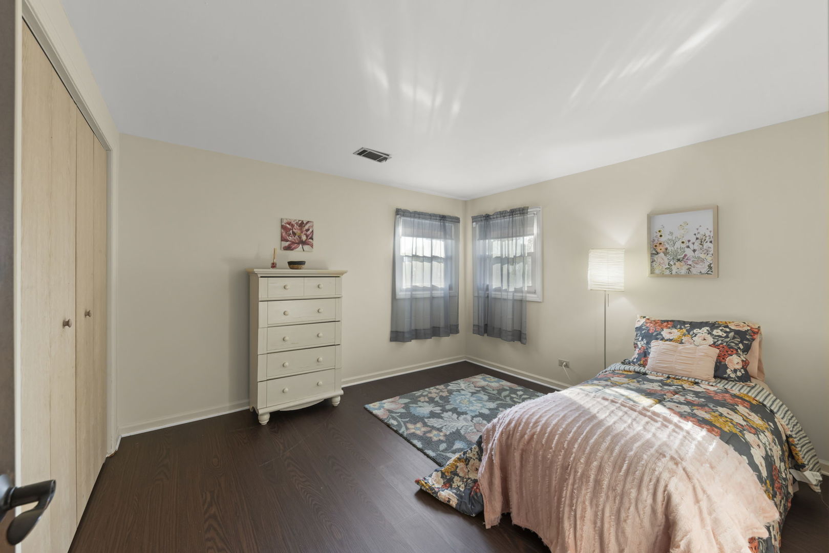 1913 Birch Road, Homewood, IL 60430