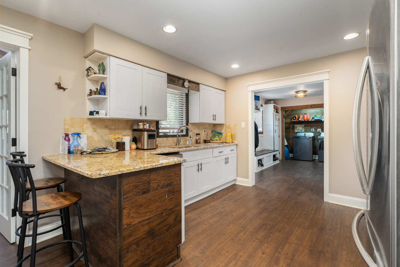 16000 Long Avenue, Oak Forest, IL 60452