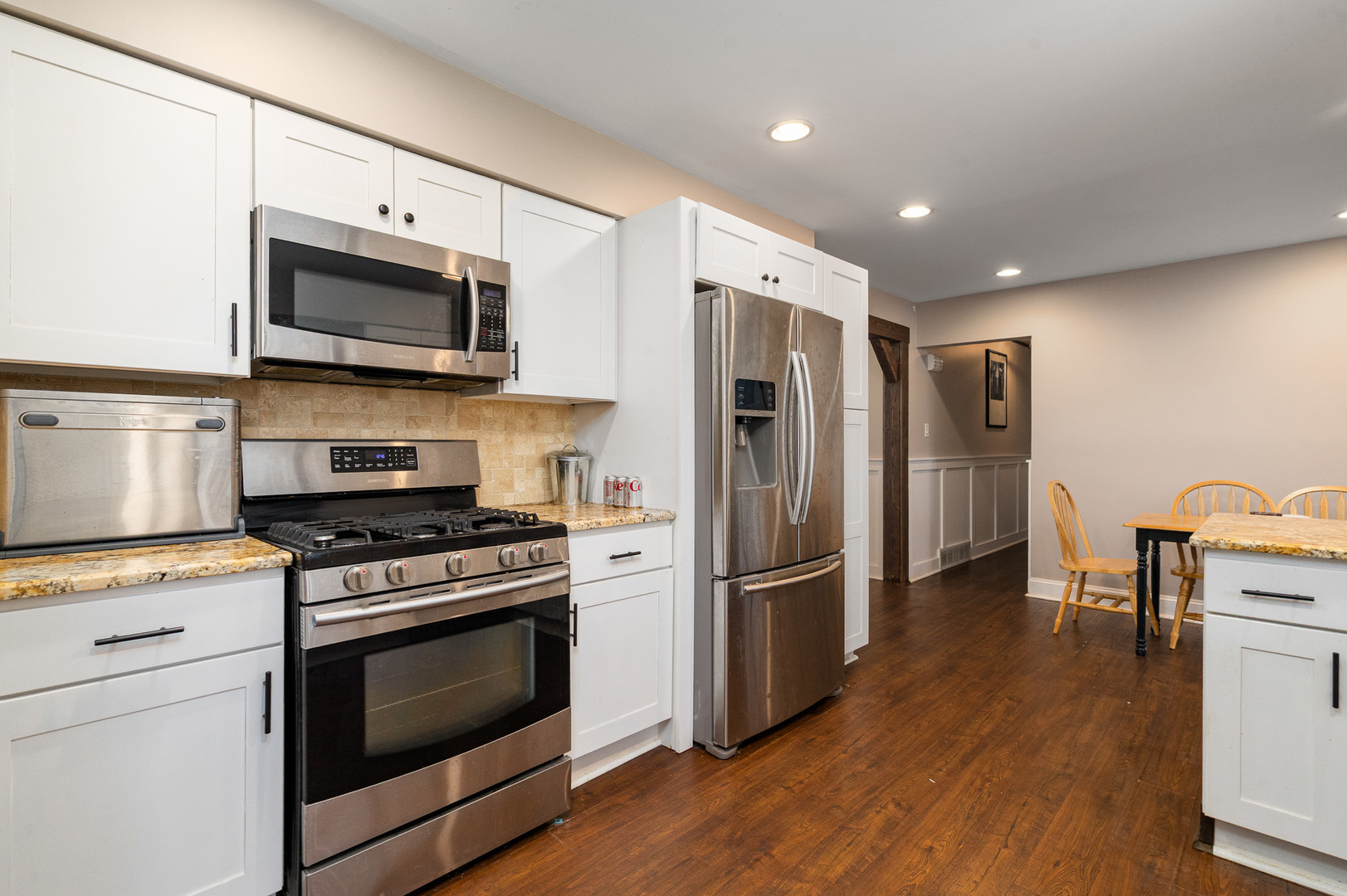 16000 Long Avenue, Oak Forest, IL 60452