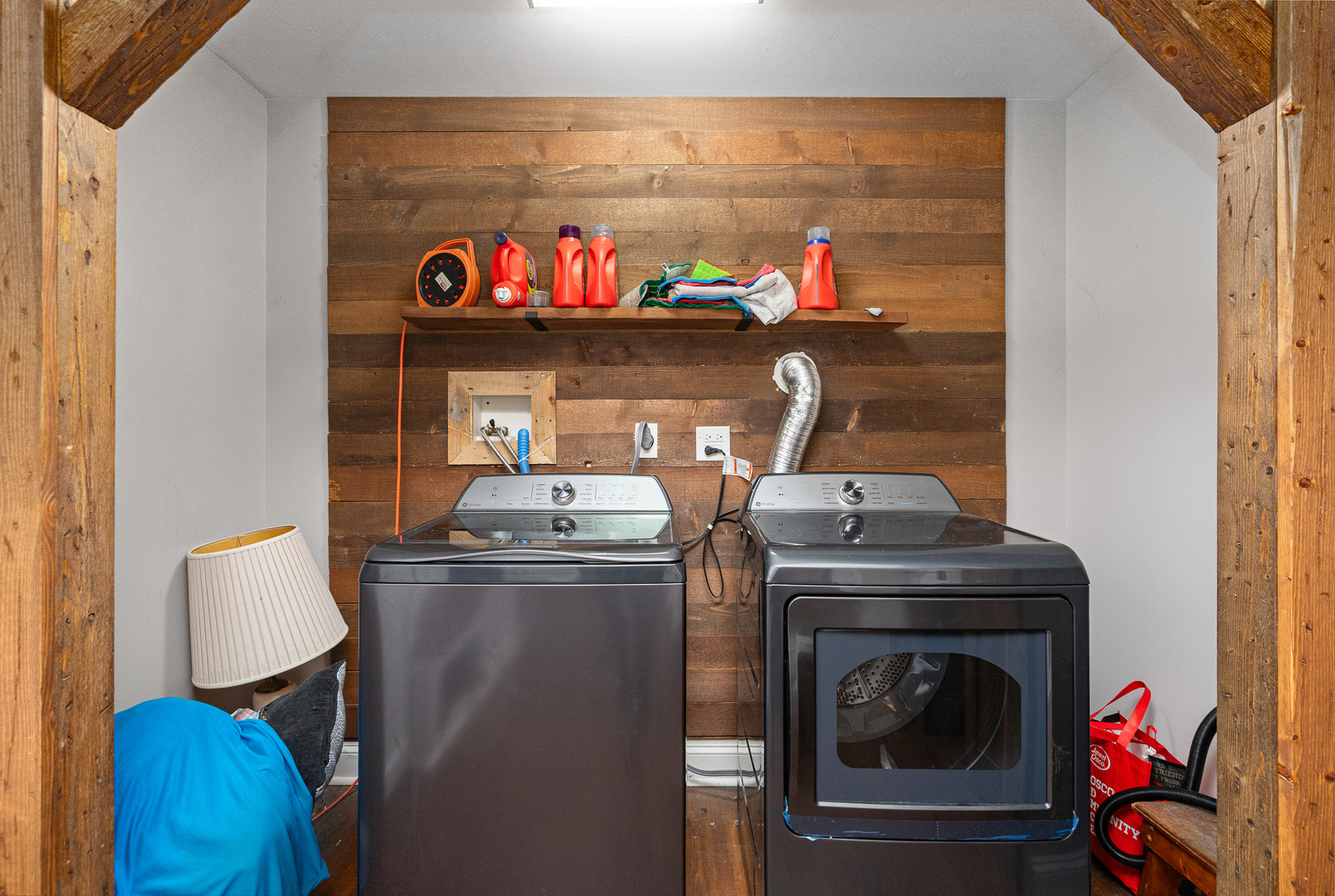 16000 Long Avenue, Oak Forest, IL 60452