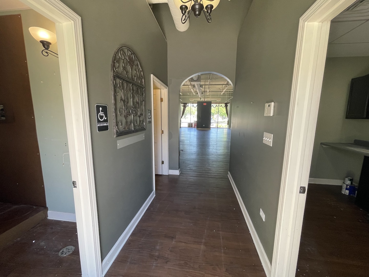 570 N Schmale Road #C, Carol Stream, IL 60188