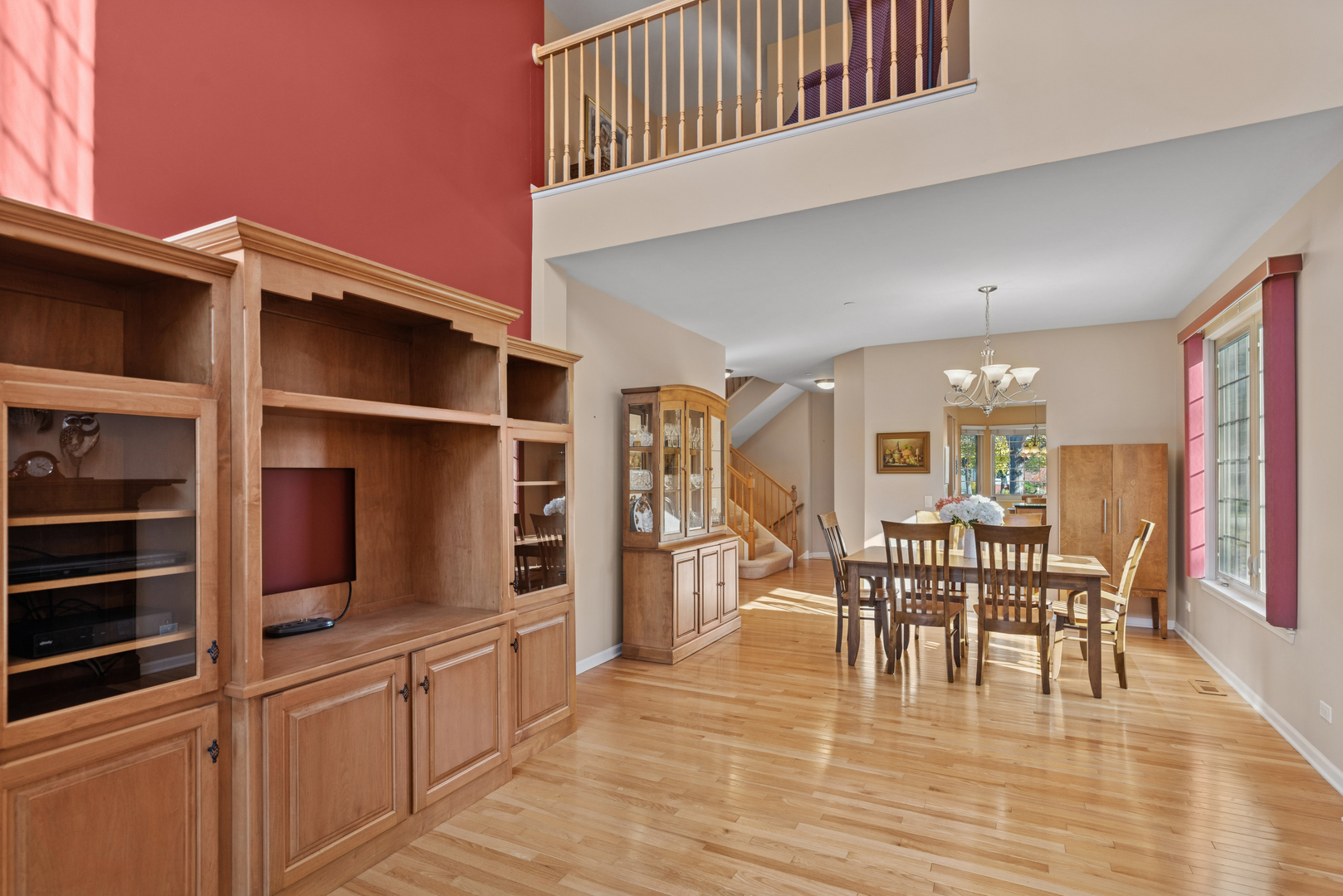 706 Owl Creek Lane, Gurnee, IL 60031