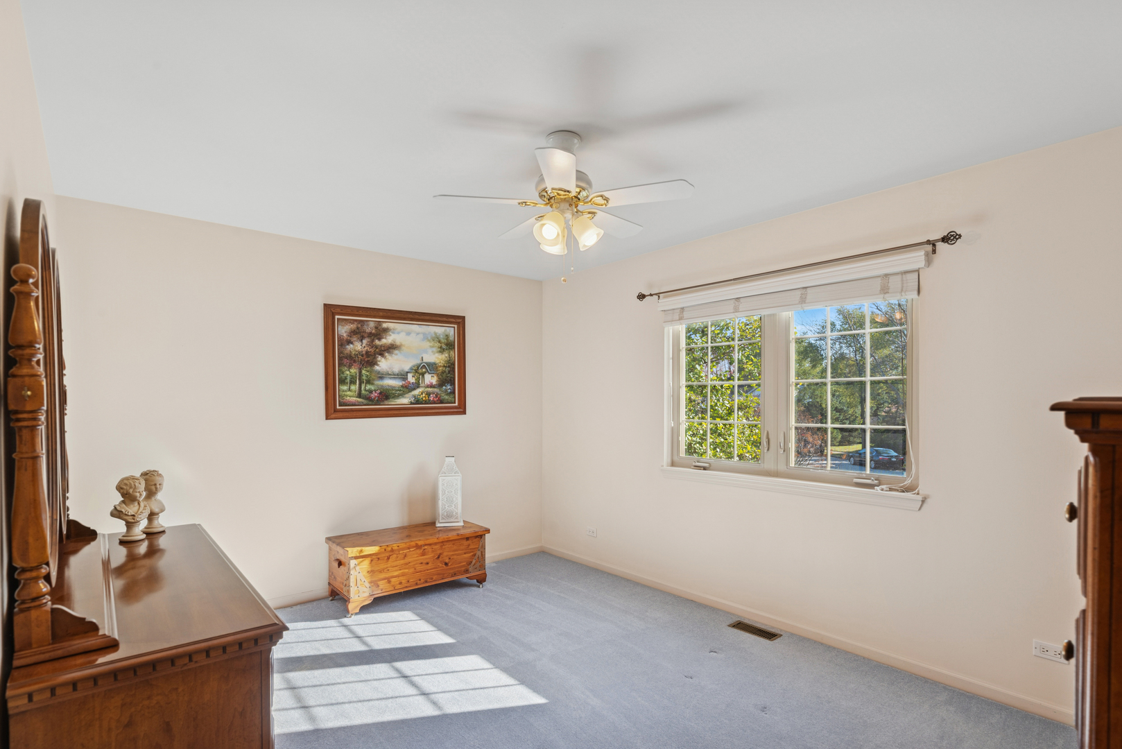 706 Owl Creek Lane, Gurnee, IL 60031