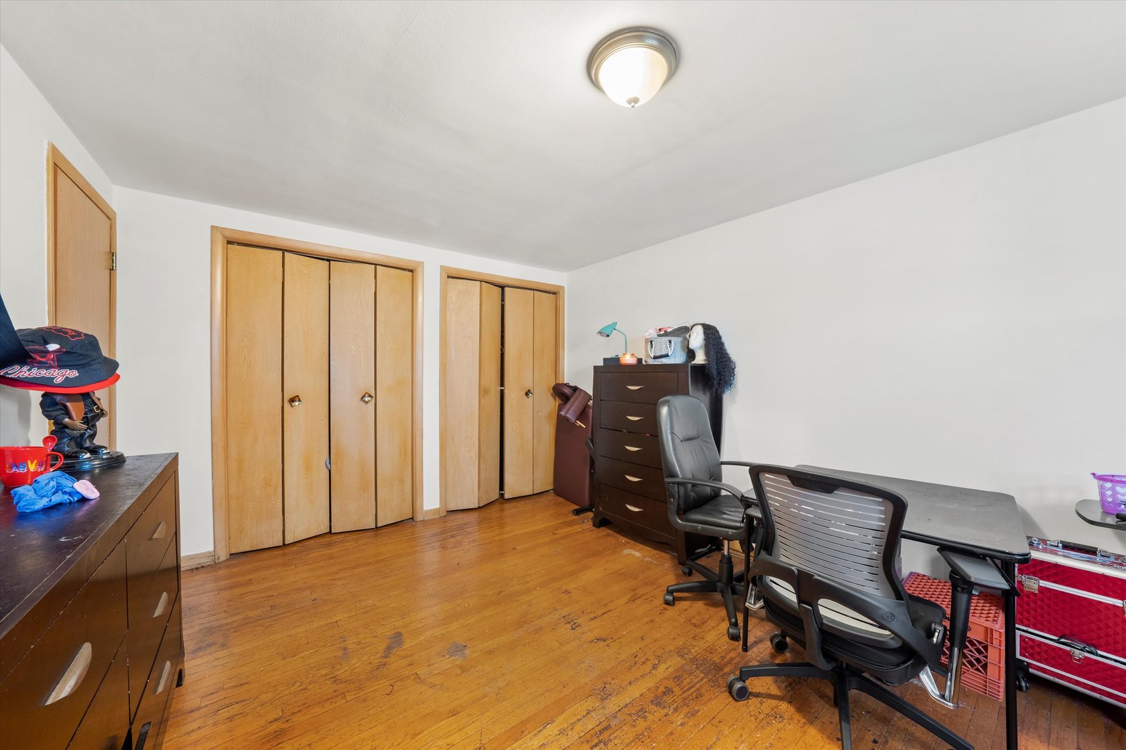 1012 E 159th Place, South Holland, IL 60473