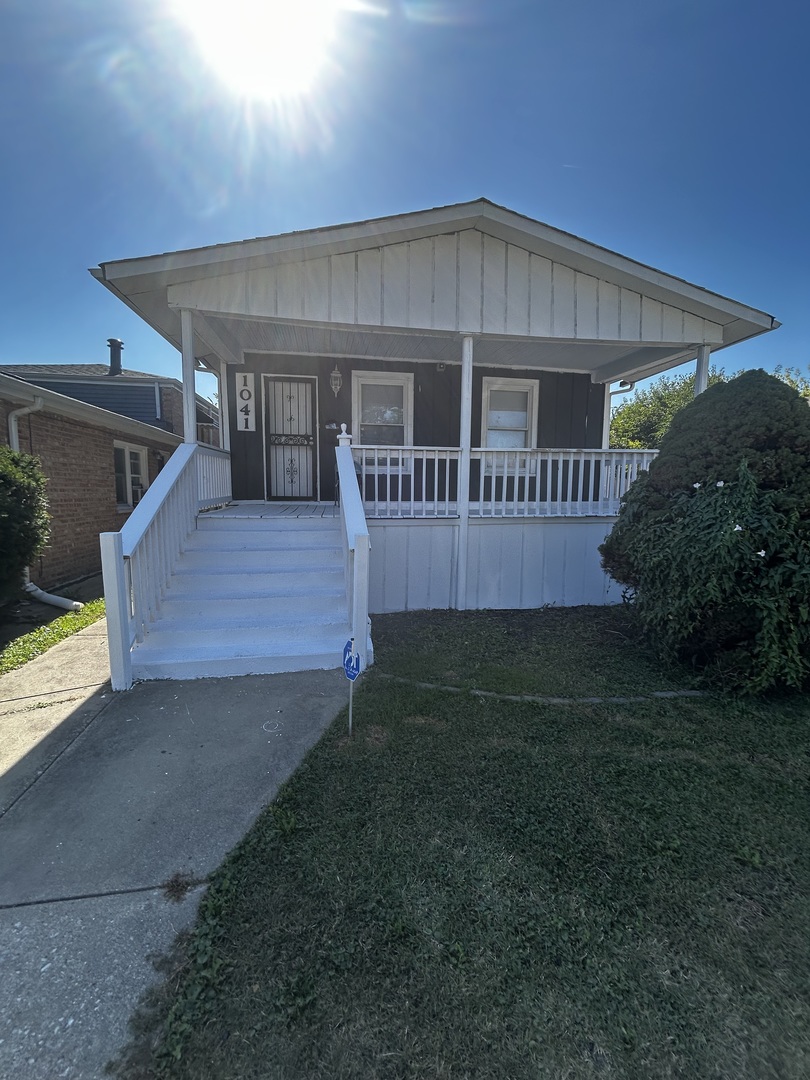 1041 W 104th Place, Chicago, IL 60643