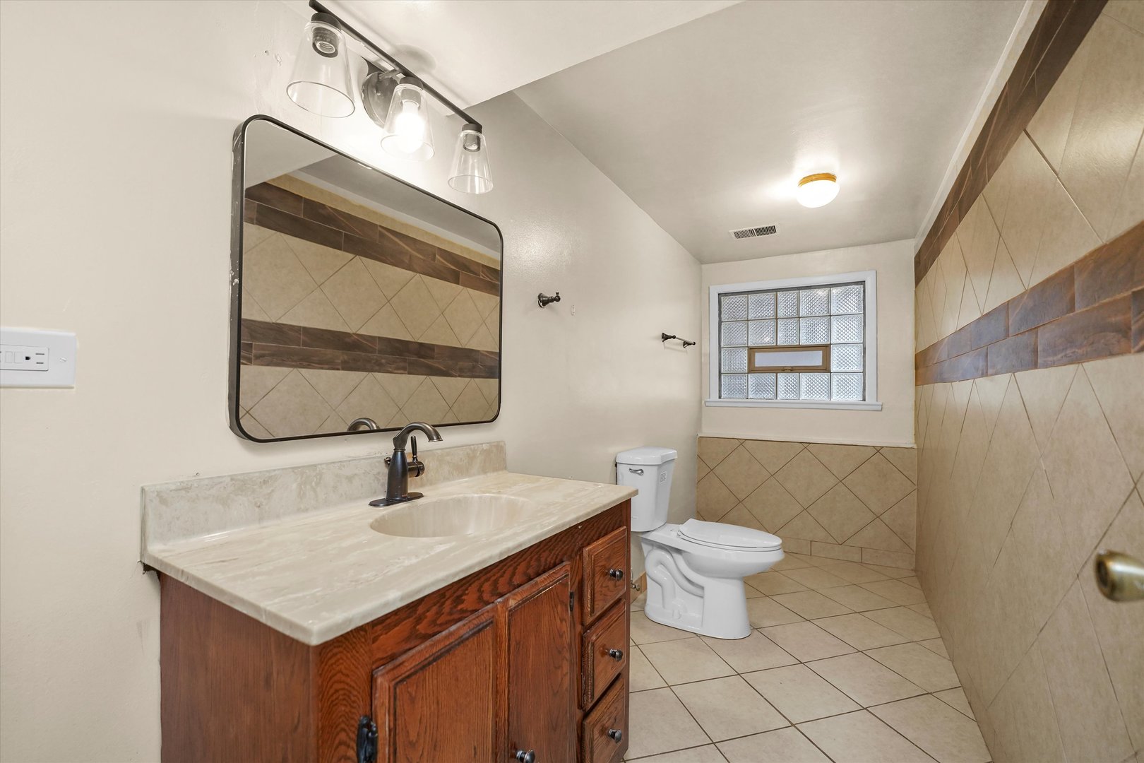 17311 Burr Oak Lane, Hazel Crest, IL 60429