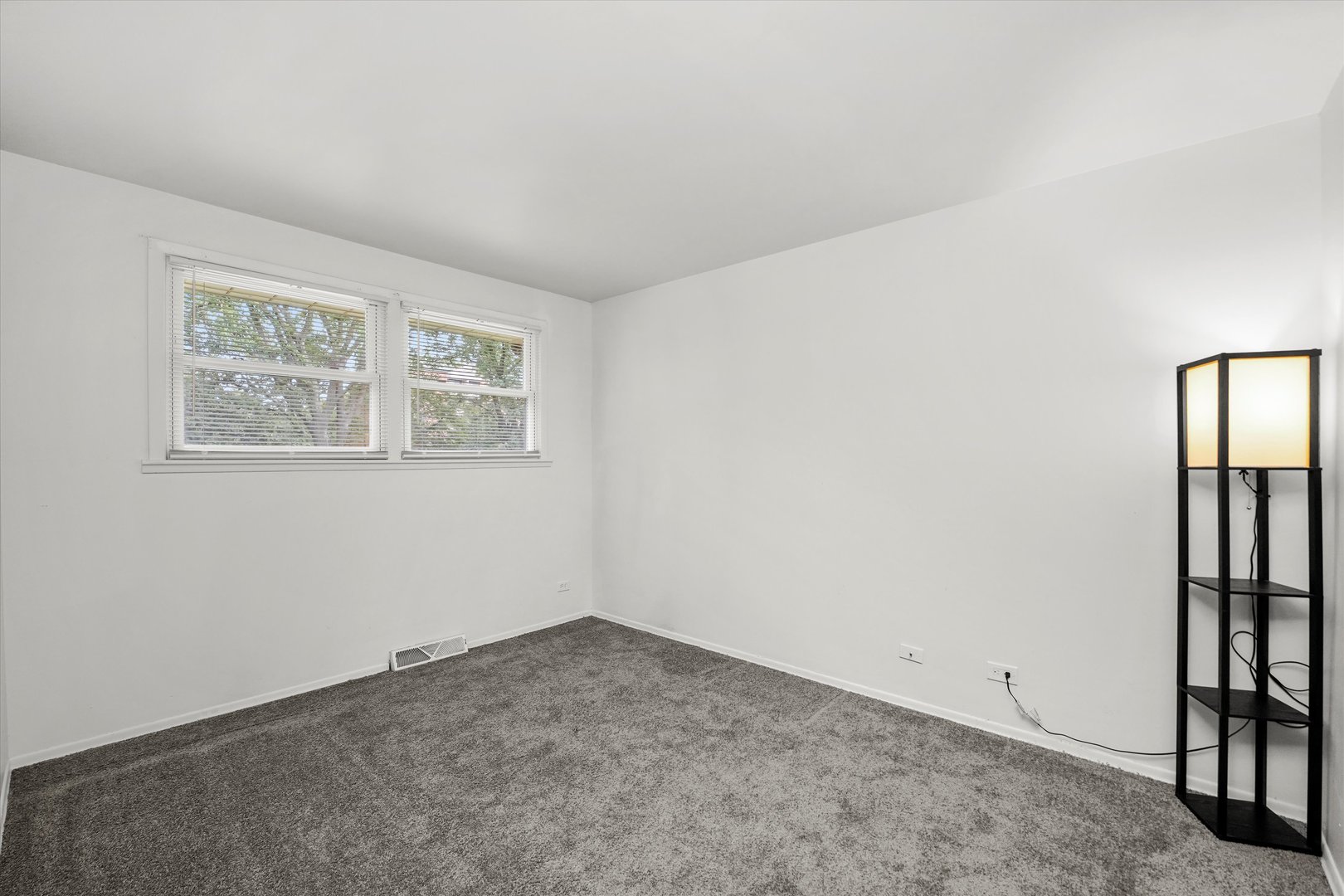 17311 Burr Oak Lane, Hazel Crest, IL 60429