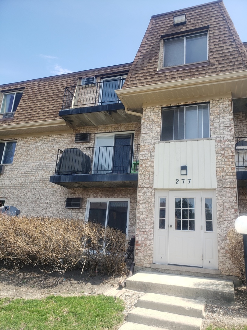 277 Shorewood Drive #2A, Glendale Heights, IL 60139