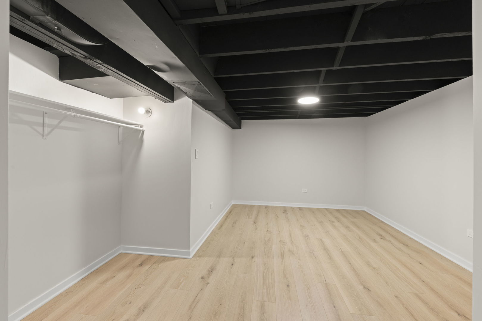 18330 Perth Avenue, Homewood, IL 60430