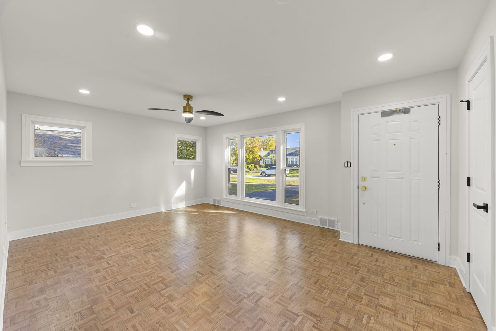 18330 Perth Avenue, Homewood, IL 60430