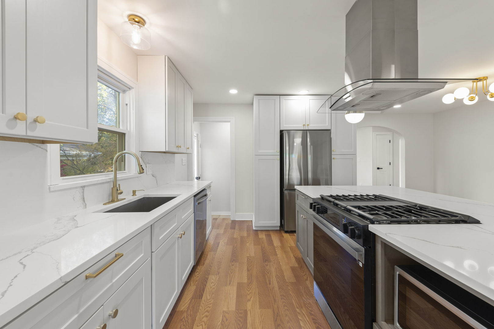 18330 Perth Avenue, Homewood, IL 60430