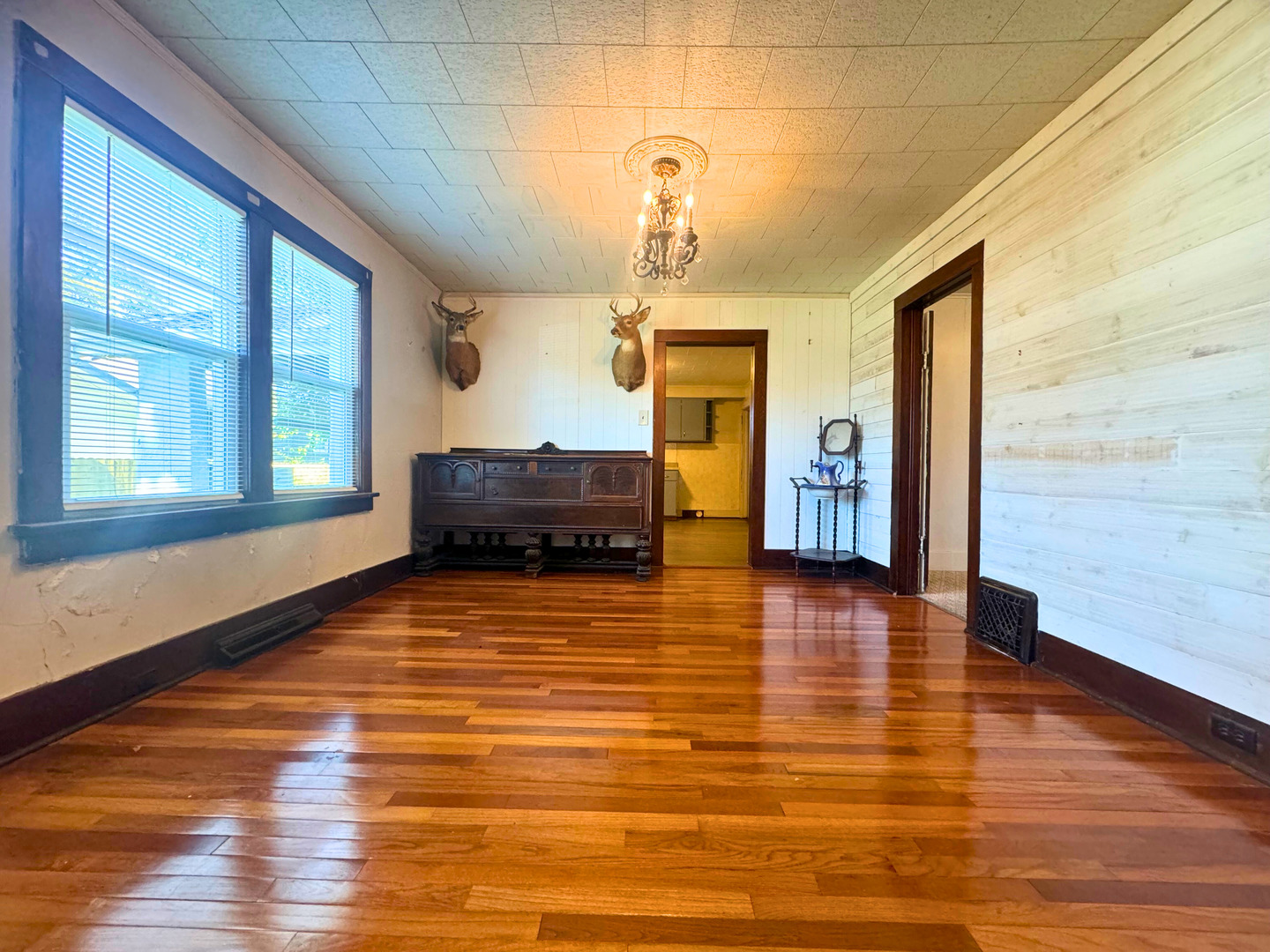 922 W Lafayette Street, Ottawa, IL 61350