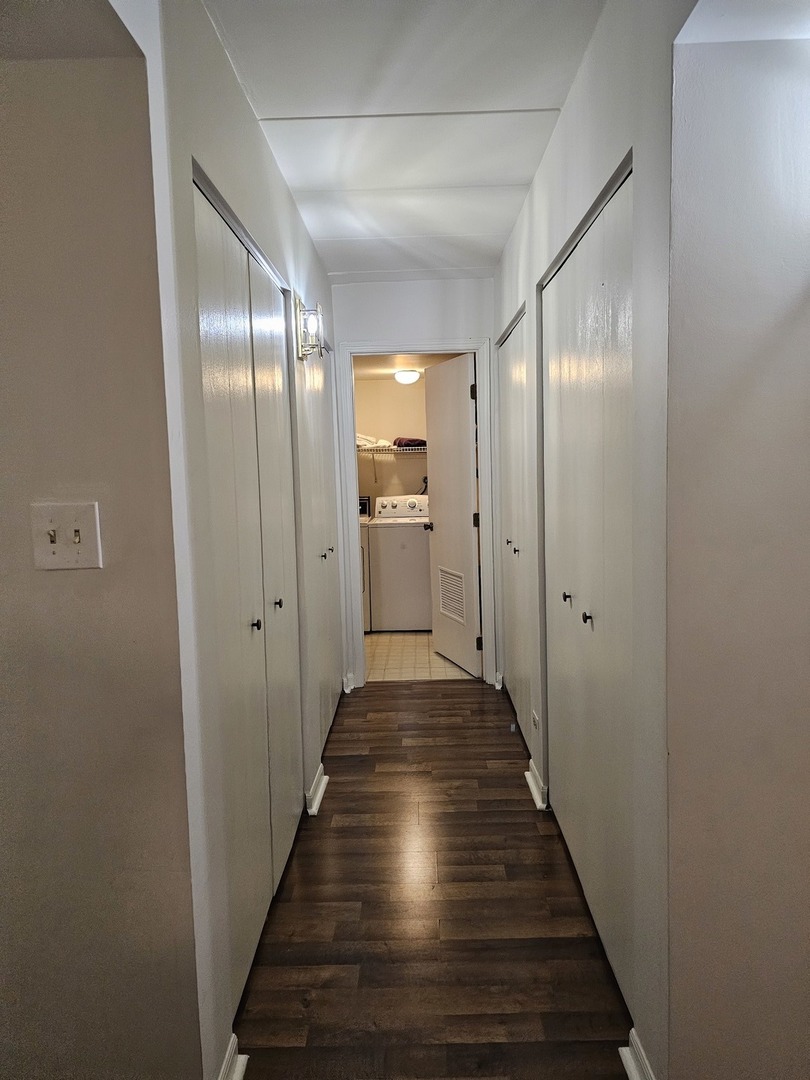 4530 W 93rd Street #1B, Oak Lawn, IL 60453