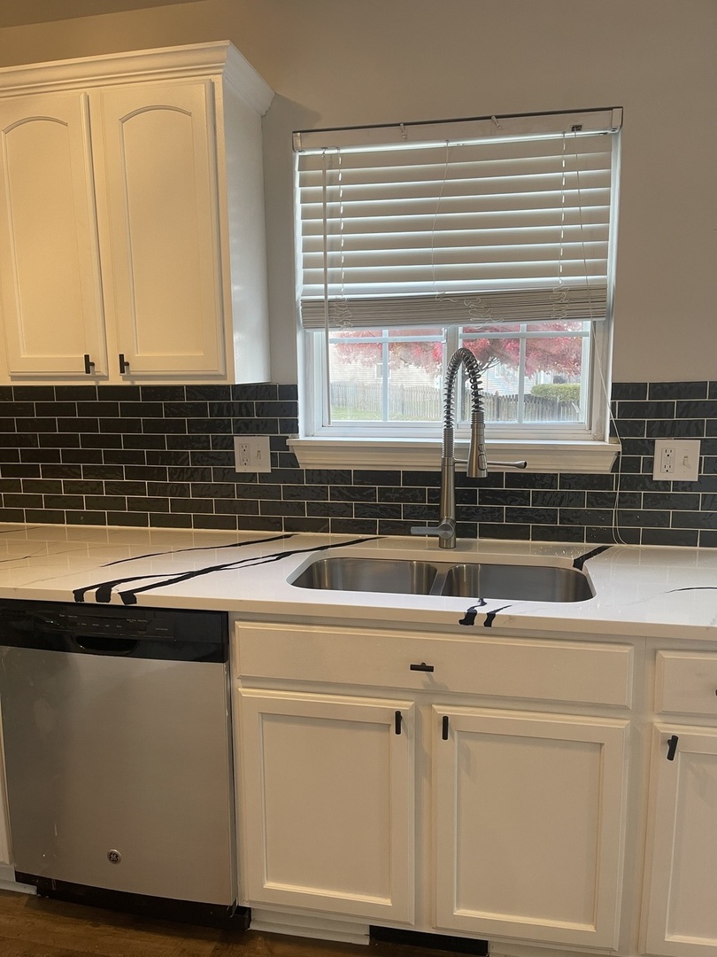 6981 Paradise Circle, Plainfield, IL 60586