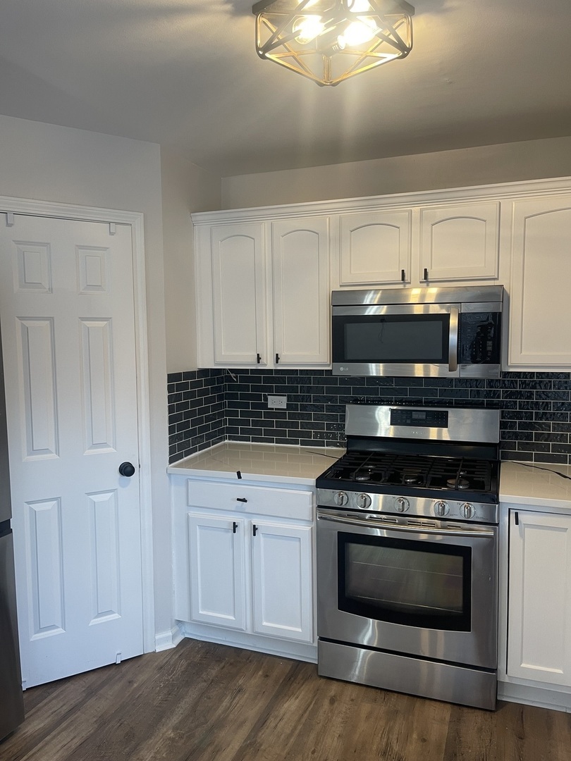 6981 Paradise Circle, Plainfield, IL 60586