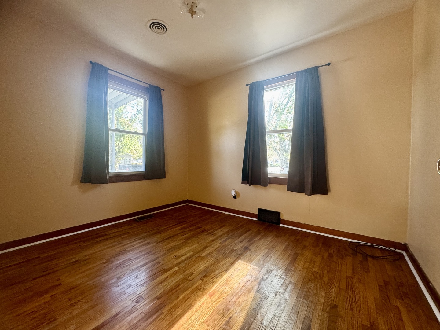 1619 Poplar Street, Ottawa, IL 61350