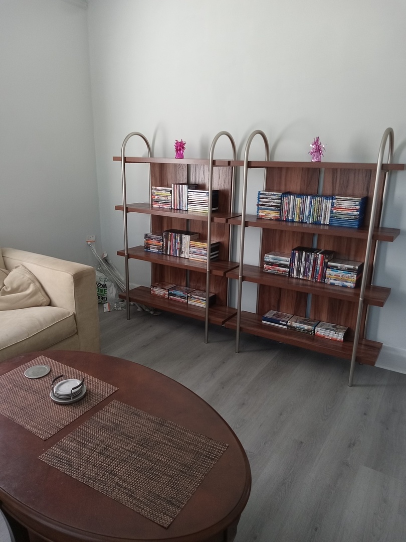 968 Judge Avenue, Waukegan, IL 60085