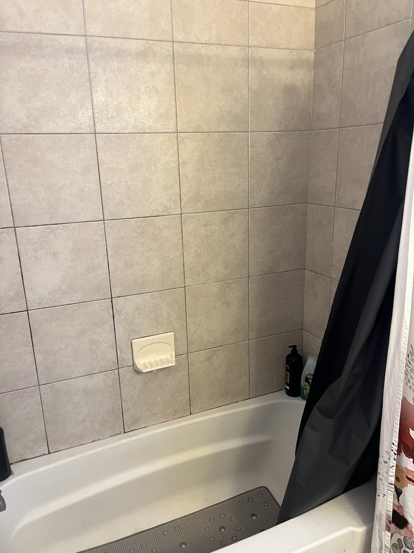 968 Judge Avenue, Waukegan, IL 60085