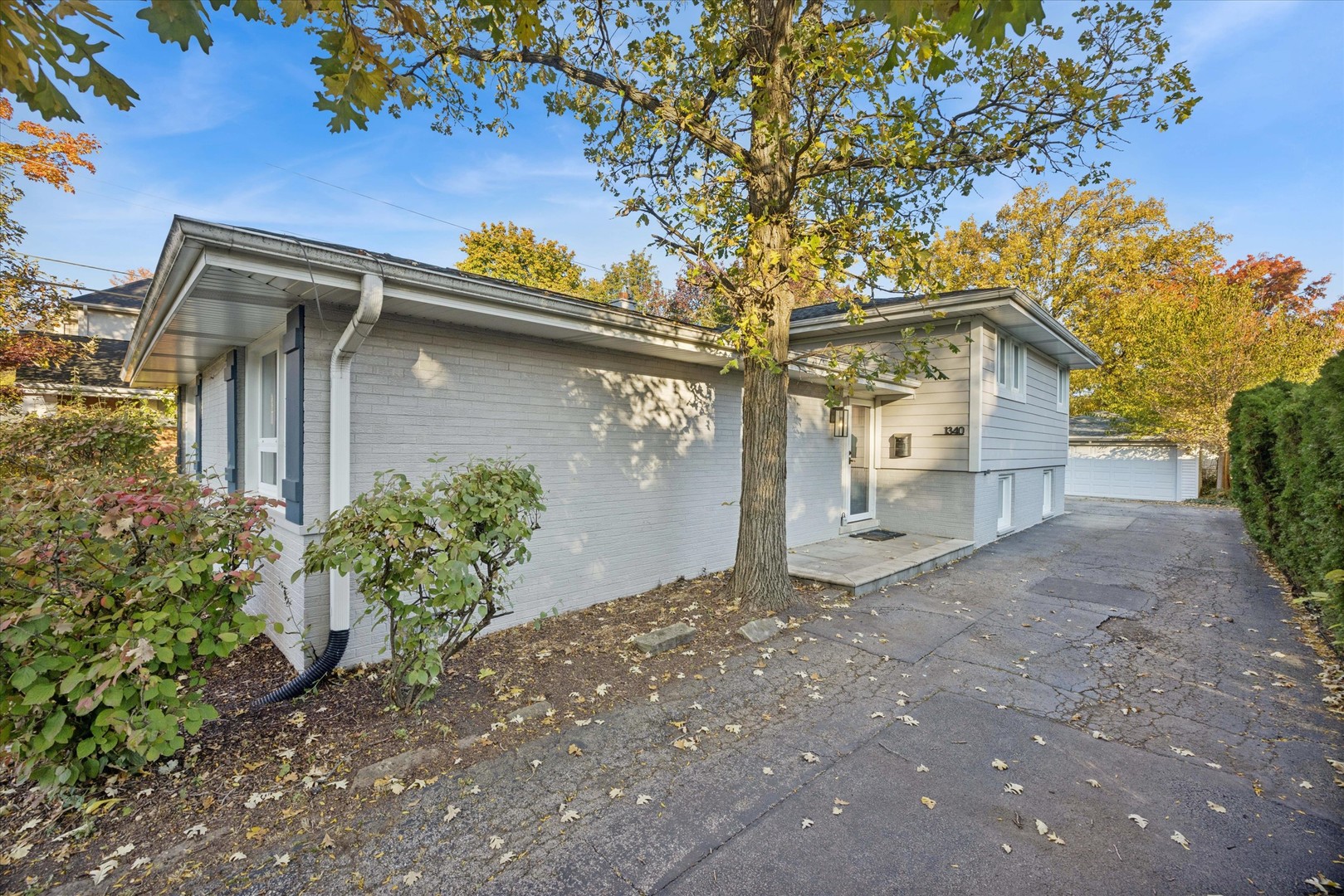 1340 Oak Street, Western Springs, IL 60558