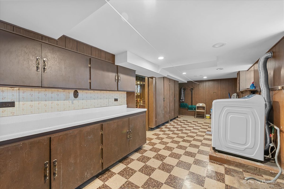 7944 W Metropole Street, Elmwood Park, IL 60707