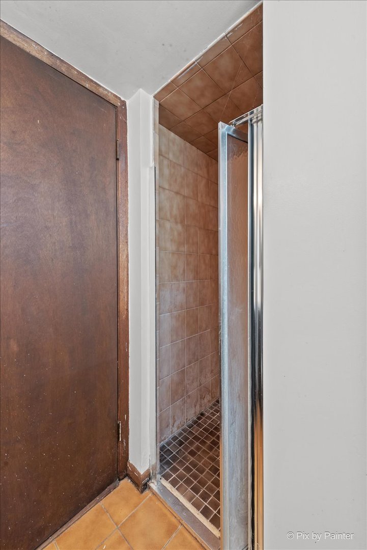 7944 W Metropole Street, Elmwood Park, IL 60707