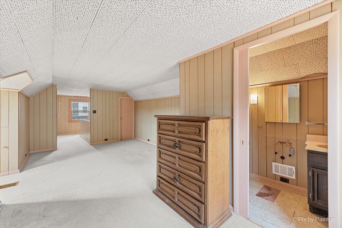 7944 W Metropole Street, Elmwood Park, IL 60707