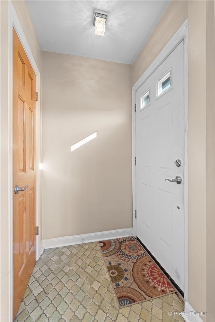 7944 W Metropole Street, Elmwood Park, IL 60707