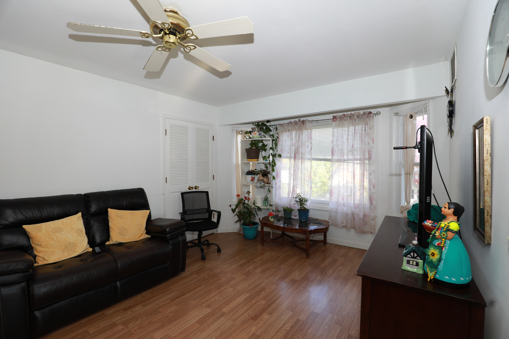 2830 Edgington Street, Franklin Park, IL 60131