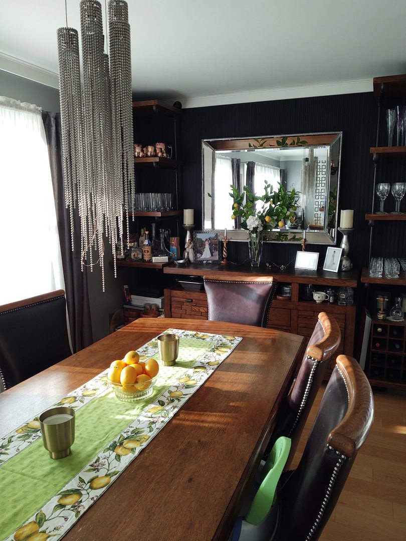 220 N Grace Street, Lombard, IL 60148