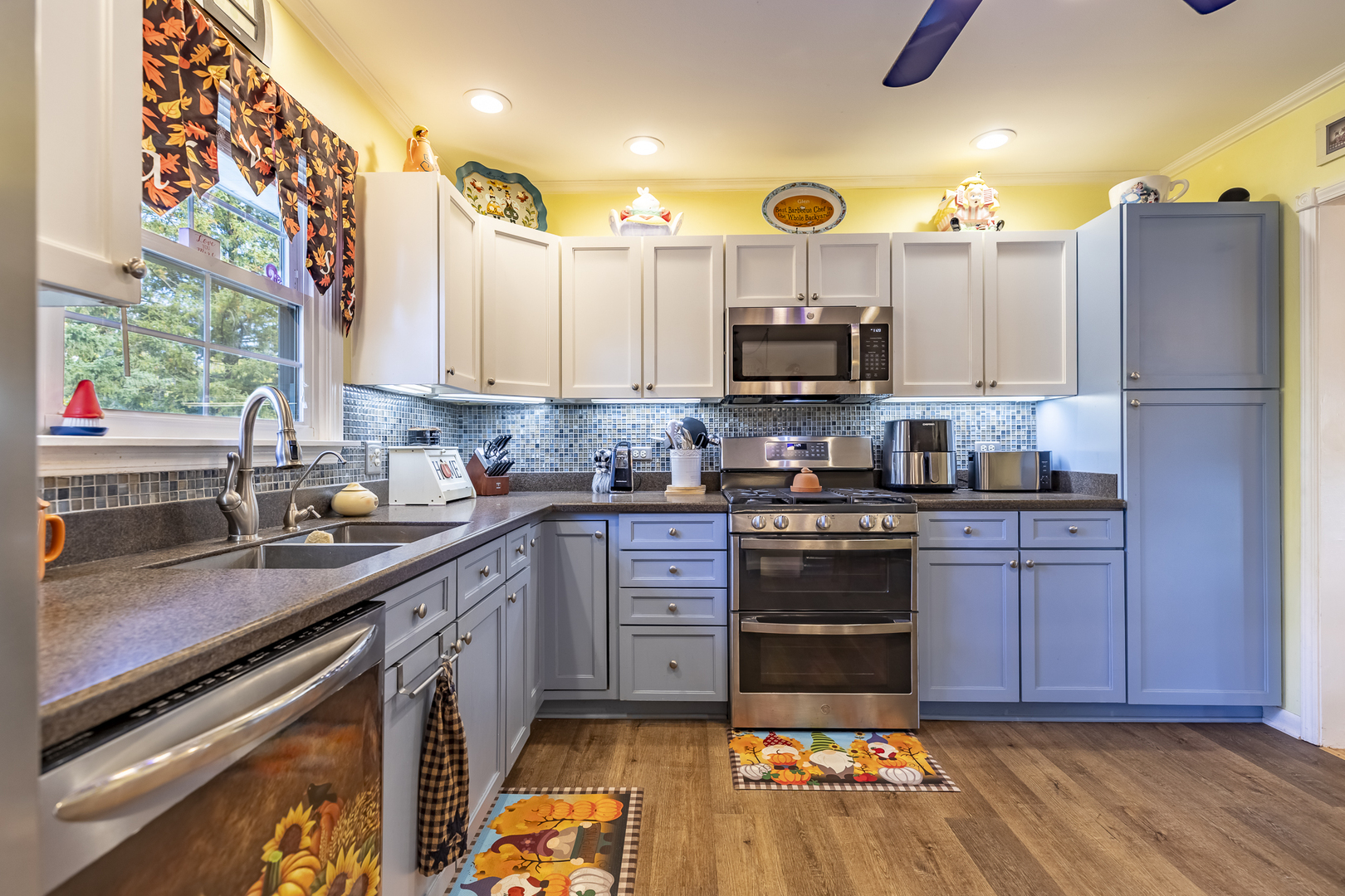 10 Herman Court, Crete, IL 60417