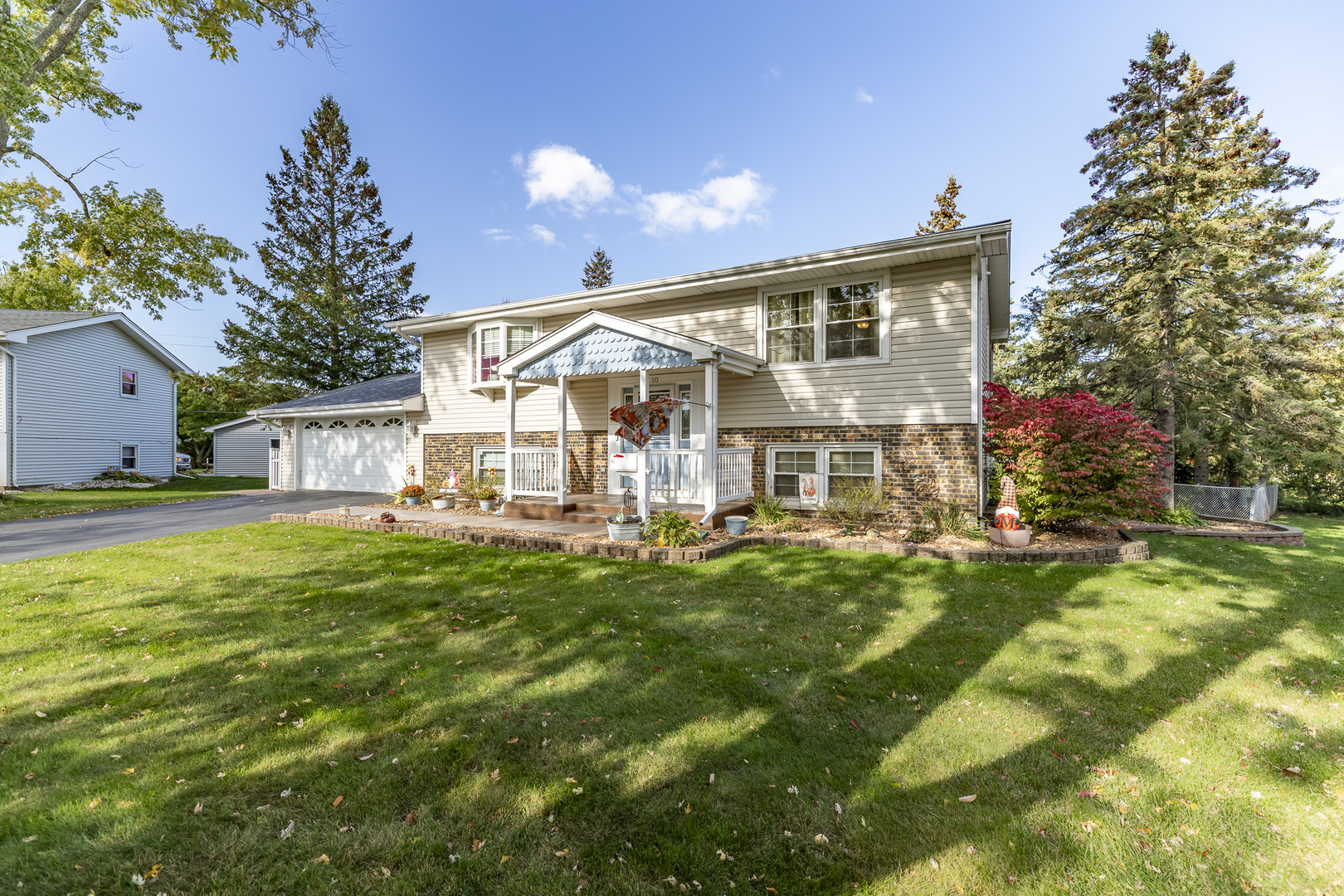 10 Herman Court, Crete, IL 60417